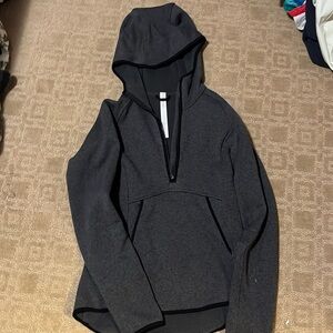 lululemon size 4 quarter zip